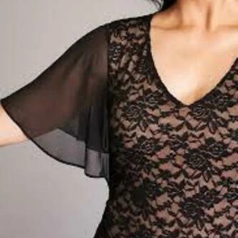 #10❤️ (78) NEW CONNECTED ISABELLE SCALLOPED LACE DRESS - Picture 6 of 6